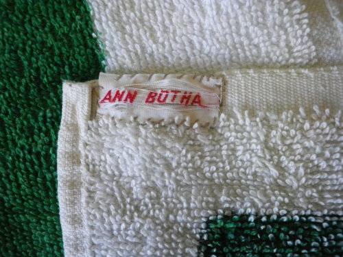 RHODESIAN FLAG TOWEL - MINOR MARKS, ONE SIDED, APPROX 141 CM X 75 CM  - UDI PERIOD