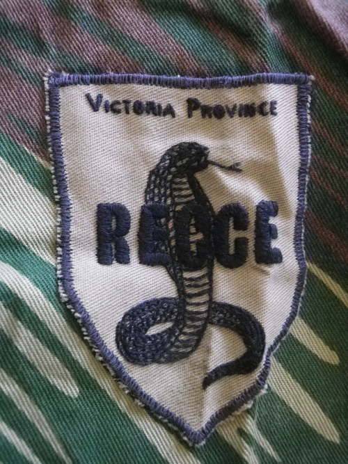 RHODESIAN CAMO S/SLEEVE SHIRT - INCLUDES VERY RARE EMBROIDERED RECCE SHOULDER FLASH SEE BELOW.(3232)