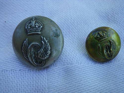 SOUTH AFRICA RAILWAYS  & HARBOUR BRIGADE BUTTONS