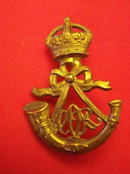 SOUTH AFRICA - CAPE MOUNTED RIFLES BRASS CAP BADGE 1902-1913 VERY GOOD CONDITION