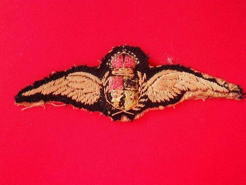 SOUTH AFRICAN AIR FORCE EMBROIDERED PILOTS WINGS KC WW2 (OWEN C107)