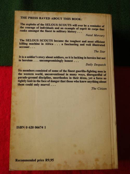 RHODESIA - SELOUS SCOUTS TOP SECRET WAR PAPERBACK - SIGNED BY LT. COL. RON REID DALY.  - HAS FOXING