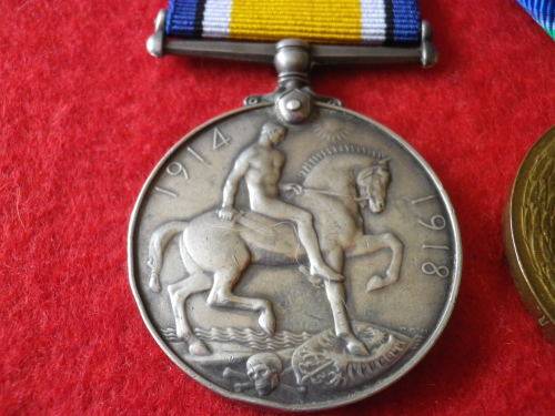 SA / GB WW1 WAR MEDAL(RAF) + VICTORY MEDAL(2SAR) TO P.L. MORRIS + RESEARCH,SEE/READ MORE BELOW(6649)
