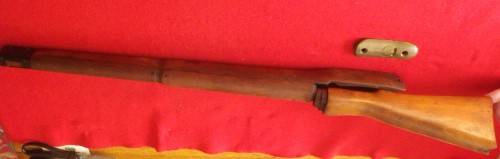 GB - LEE ENFIELD .303 NO 4 RIFLE - FULL SET WOODWORK - INCLUDING BRASS BUTT PLATE - GOOD CONDITION
