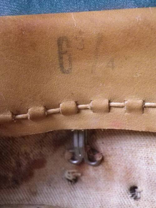 RHODESIA - BSAP BLACK CONSTABLE'S SHAKO HELMET + BADGE - GOOD CONDITION -SIZE 6 3/4  (7078)