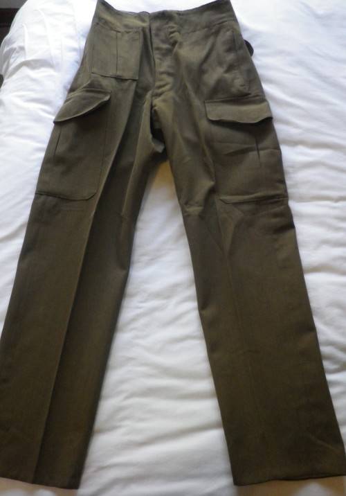 SADF- 1960'S KHAKI BUNNY JACKET + TROUSERS+ LS SHIRT + TIE - BADGED TO 1SSB + 2 SAI           (4589)