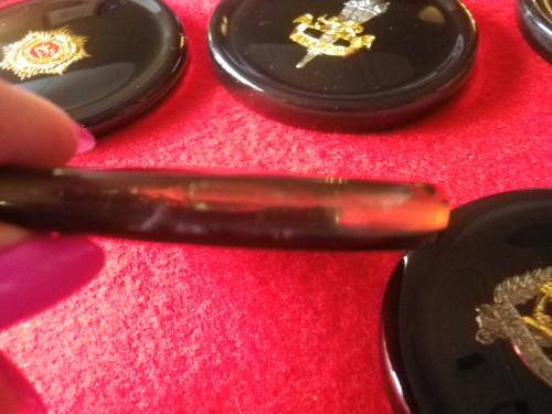 RHODESIAN PERIOD - 7 X RESIN COASTERS - 5 X CORPS + RhAF + INTAF.  DIAMETER 8cm ( 1052)