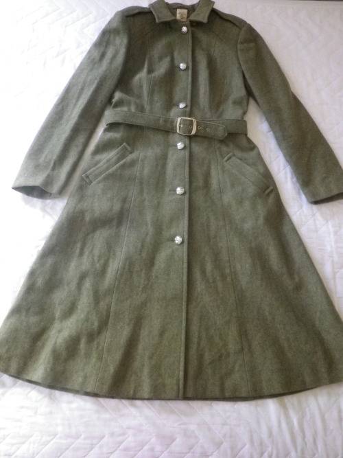 SADF - WOMANS PATT.  KHAKI GREATCOAT  - 1984 SIZE 87 RL  - AS NEW    (4854)