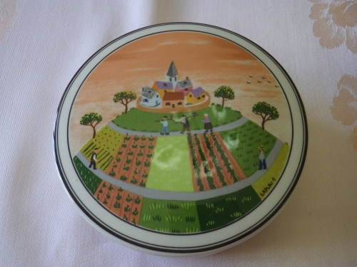 VILLEROY & BOCH `BOTANICA`  BOWL + LID -  DIAMETER 12.5cm - NO CHIPS OR CRACKS, GOOD CONDITION