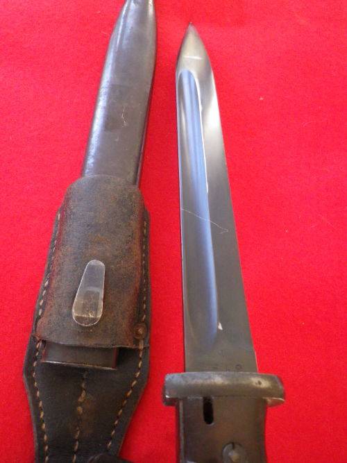 GERMAN WW2 MAUSER K98 RIFLE BAYONET + SCABBARD - MATCHING NUMBERS + FROG - READ MORE BELOW  (4078)