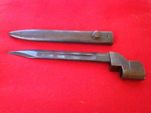 BRITISH LEE ENFIELD NO 4 RIFLE BLADE BAYONET + SCABBARD 1949     (4080)