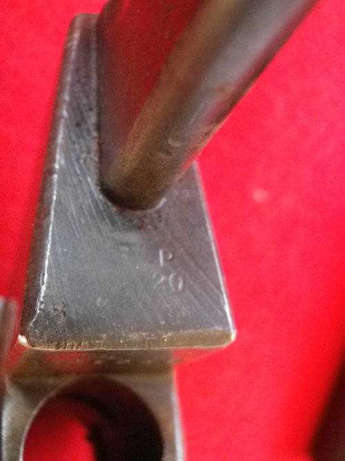 BRITISH LEE ENFIELD NO 4 RIFLE BLADE BAYONET + SCABBARD 1949     (4080)