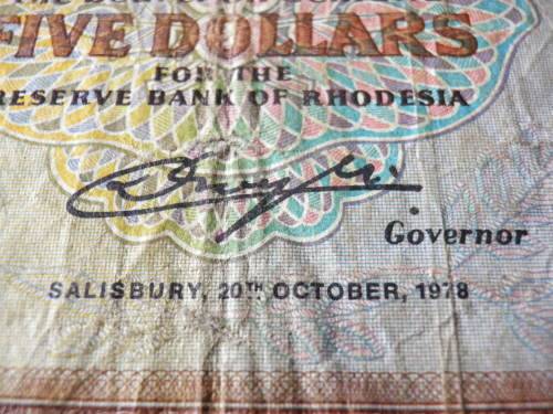 RHODESIAN $5 + $10 NOTE - CONDITION AS SEEN - DATED 20/10/1978 AND 15/3/1976         (8186)