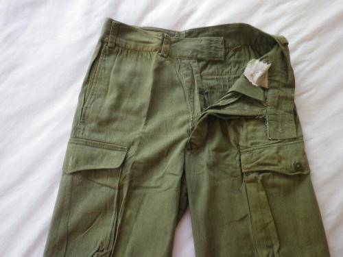 RHODESIAN WAR PICK UP -EX ZIPRA KHAKI SHIRT + TROUSERS - POOR CONDITION, MOST BUTTONS MISSING (4084)