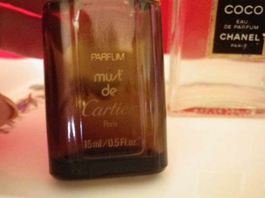 LOT OF 5 PERFUME BOTTLES - EMPTY    - 4 X CHANEL, 1 X CARTIER                (pb4)