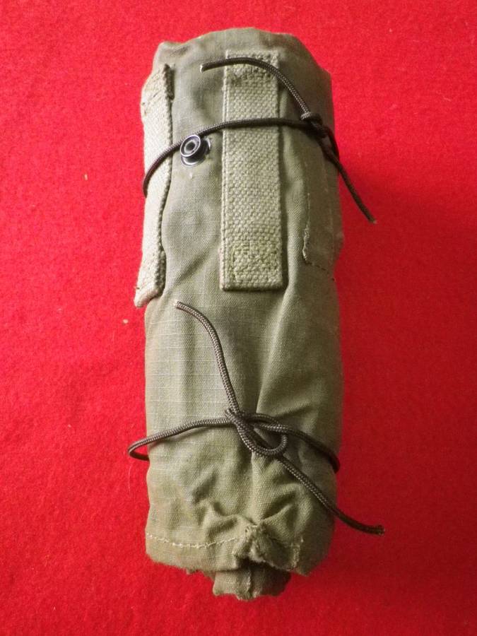 SADF - R4 CLEANING KIT - COMPLETE CONTENTS AS SEEN    (8452)