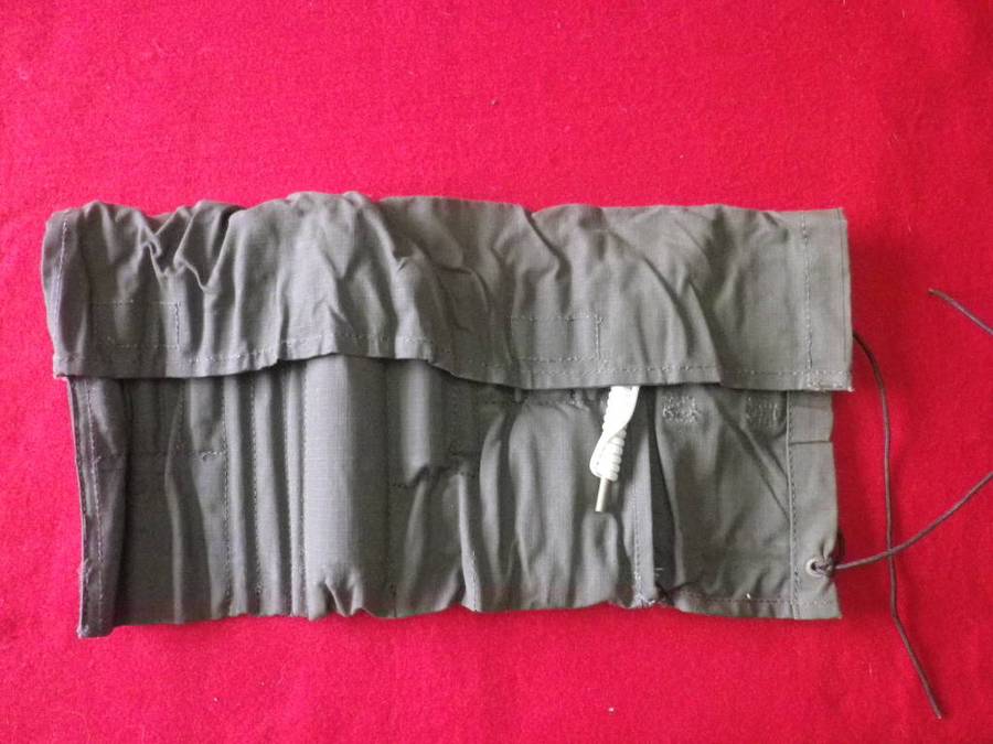 SADF - R4 CLEANING KIT - COMPLETE CONTENTS AS SEEN    (8452)