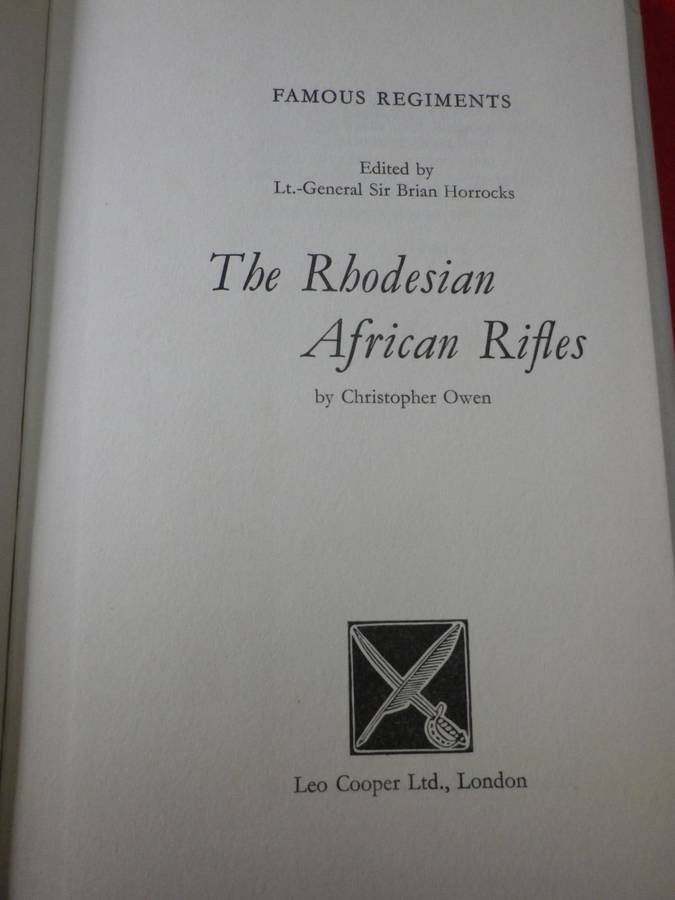 `RHODESIAN AFRICAN RIFLES ` BY CHRIS OWEN HC + DW    +   1X NHOWO MAGAZINE      (1008)