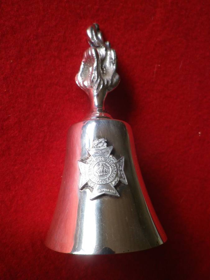 RHODESIA REGT BADGED SILVER PLATED BELL -CAS STAMPED- HEIGHT 107mm + COPPER PIN TRAY 70X55mm (8563)