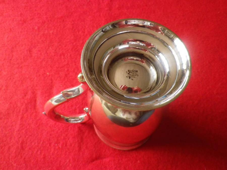 ROYAL RHODESIA REGT. SILVER PLATED MUG, PRESENTED TO CAPT. JH COLE 1963     (8592)