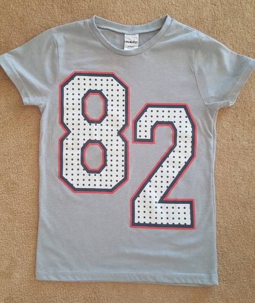 Boys TShirt / Age: 9 to 10 / In Excellent Condition