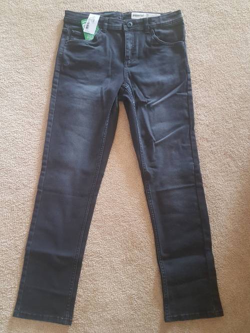 Boys Black Jeans / Ages: 11 to 12