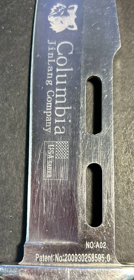 Columbia Fixed Blade Hunting Knife - No Sheath