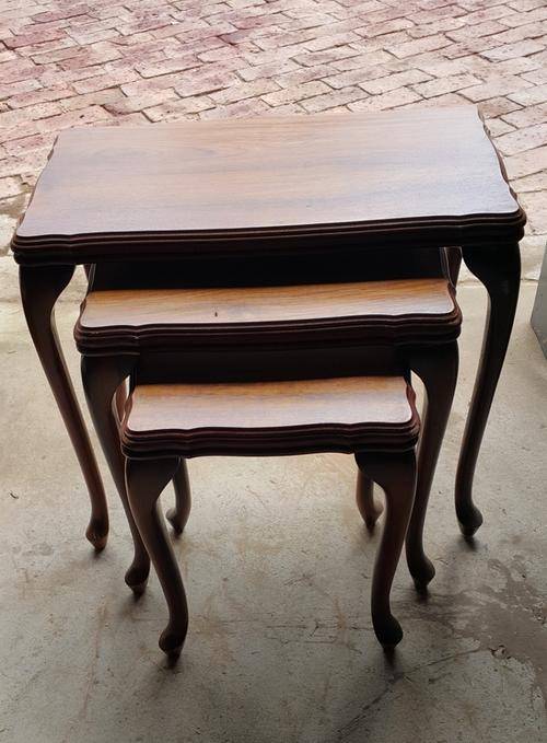 Beautiful set of three coffee tables