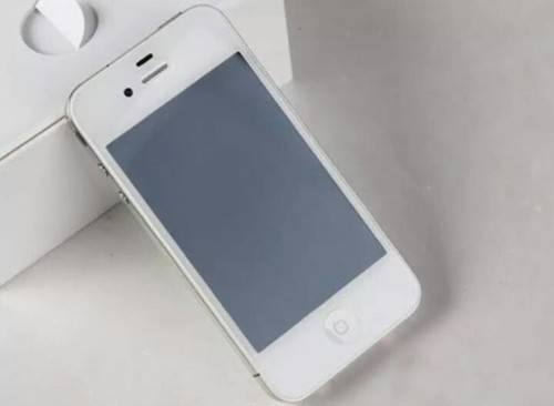 NEW Apple iPhone 4 8GB 5MP Camera IOS Smartphone
