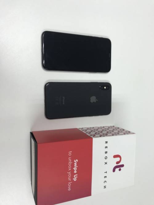 iPhone X - Pre Owned, Perfect condition, 40 point tested, with charger and cable