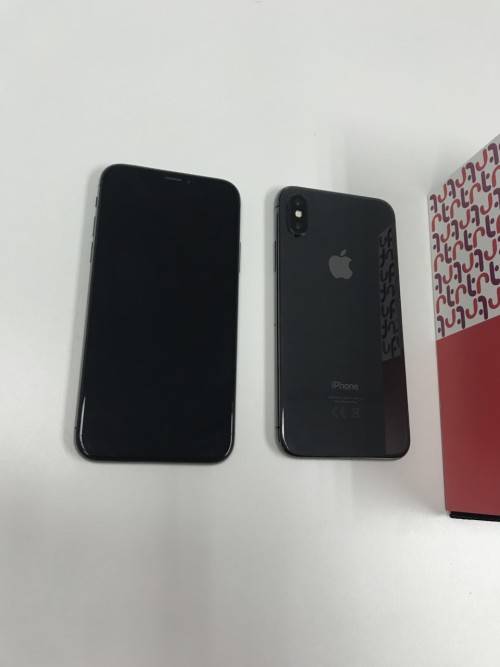 iPhone X - Pre Owned, Perfect condition, 40 point tested, with charger and cable