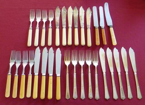 Collection of bone handled and other cutlery