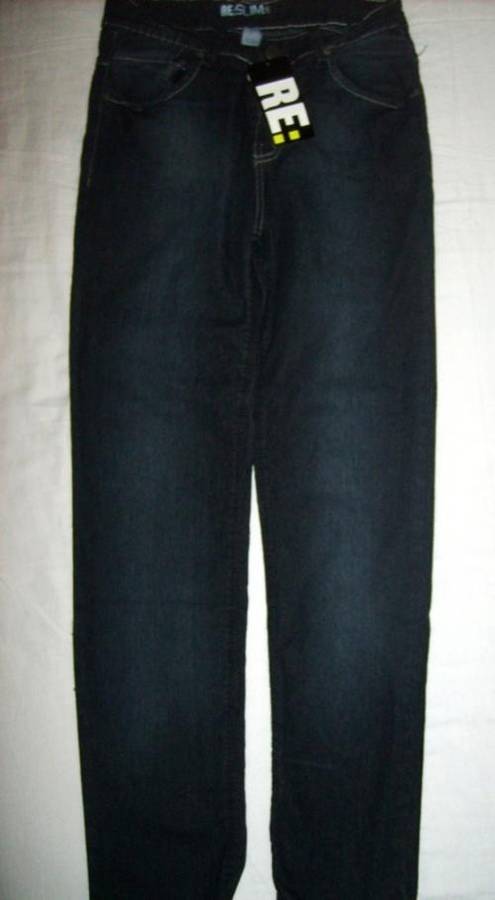 WOOLWORTHS BLACK SLIM FIT JEANS- 13-14 YEARS