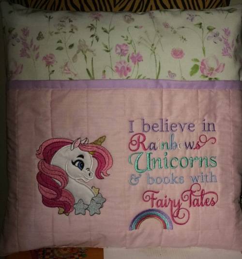 Reading Pillow - Unicorn - 40x40cm Inner included