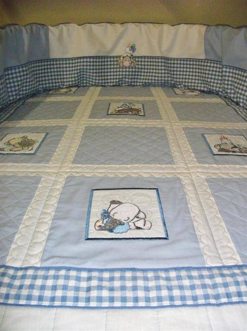 Zoo Babies Sleeping Cot Bedding Set - (9 Piece).