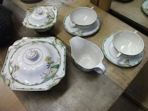 CROWNFORDWARE ASSORTED ITEMS