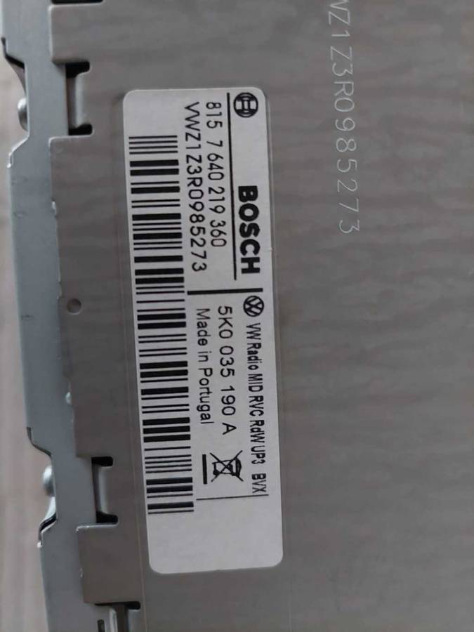 VolksWagen RCD510 Premium 8