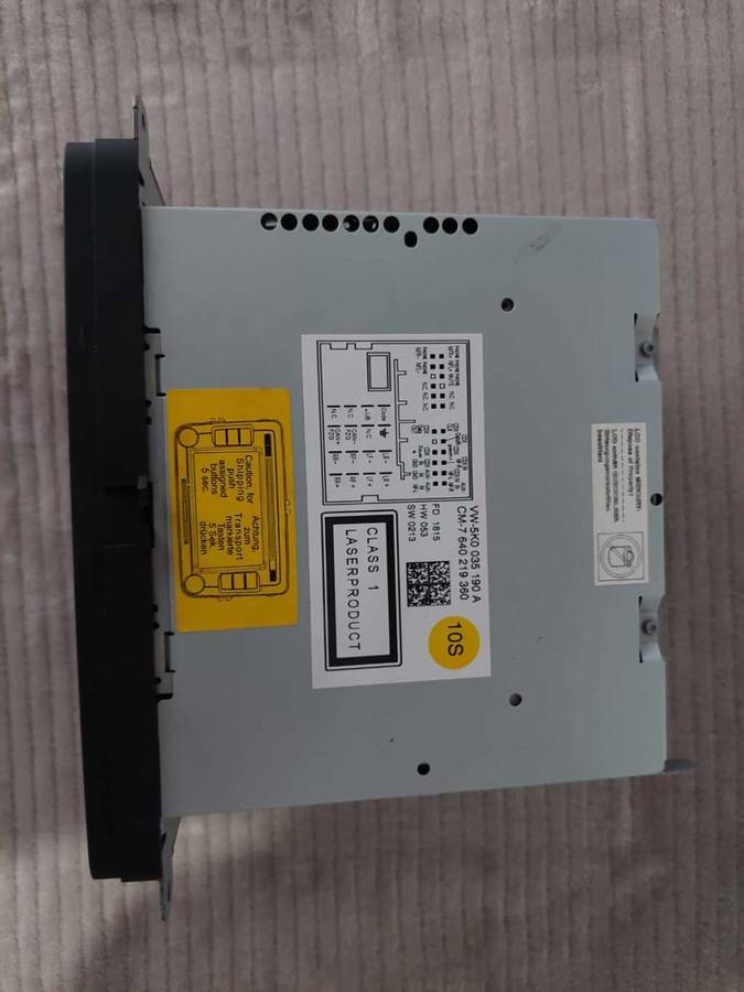 VolksWagen RCD510 Premium 8