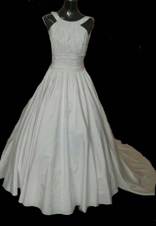 Beautiful Wedding dress size 8