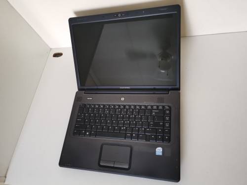 Compaq Presario C700 Laptop - Not Working (Please Read the Description)