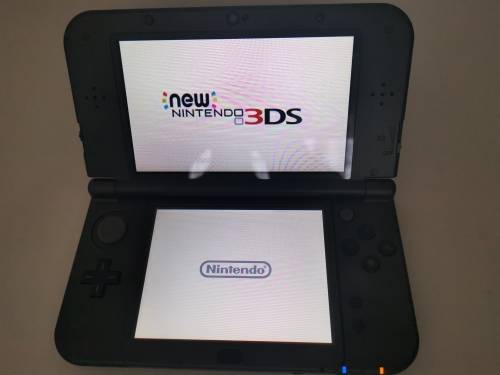 Nintendo New 3DS XL (Grey) with Protective Cover