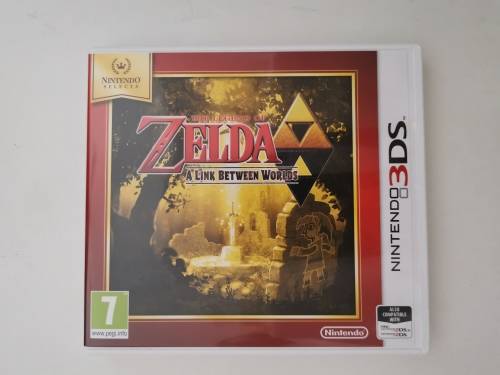 The Legend of Zelda: A Link Between Worlds (Nintendo 3DS Game)