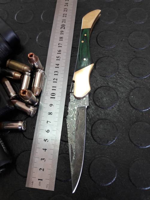 Handmade DAMASCUS  Folding Knife. Please study pictures for detail. Crazy R1 start, No reserve.