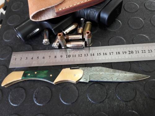 Handmade DAMASCUS  Folding Knife. Please study pictures for detail. Crazy R1 start, No reserve.