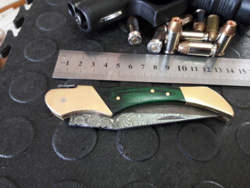 Handmade DAMASCUS  Folding Knife. Please study pictures for detail. Crazy R1 start, No reserve.