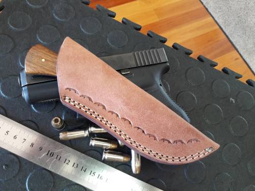 Handmade DAMASCUS Steel Knife, Wooden handle scales. Crazy R1 start, No reserve.