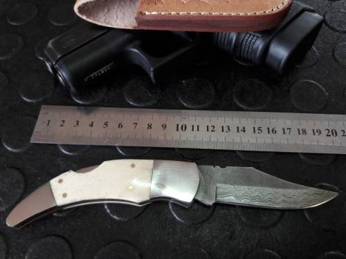Handmade DAMASCUS  Folding Knife. Please study pictures for detail. Crazy R1 start, No reserve.