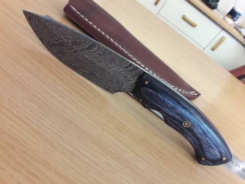 Handmade DAMASCUS Steel Hunting Knife, Wooden handle Scales. NEW DESIGN !!!!!!!