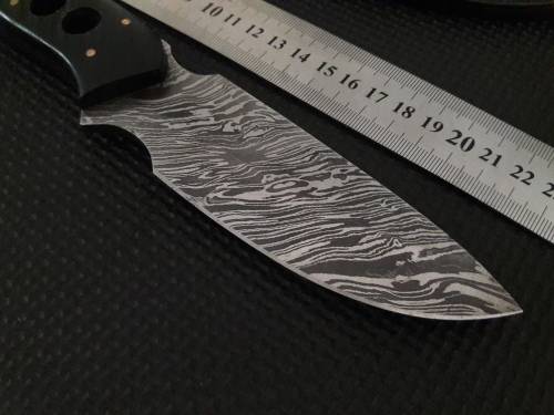 Handmade DAMASCUS Steel Hunting Knife,  MICARTA handle scales. NEW DESIGN !!!!!