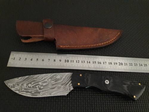 Handmade DAMASCUS Steel Hunting Knife with Wooden handle scales. NEW DESIGN !!!!!